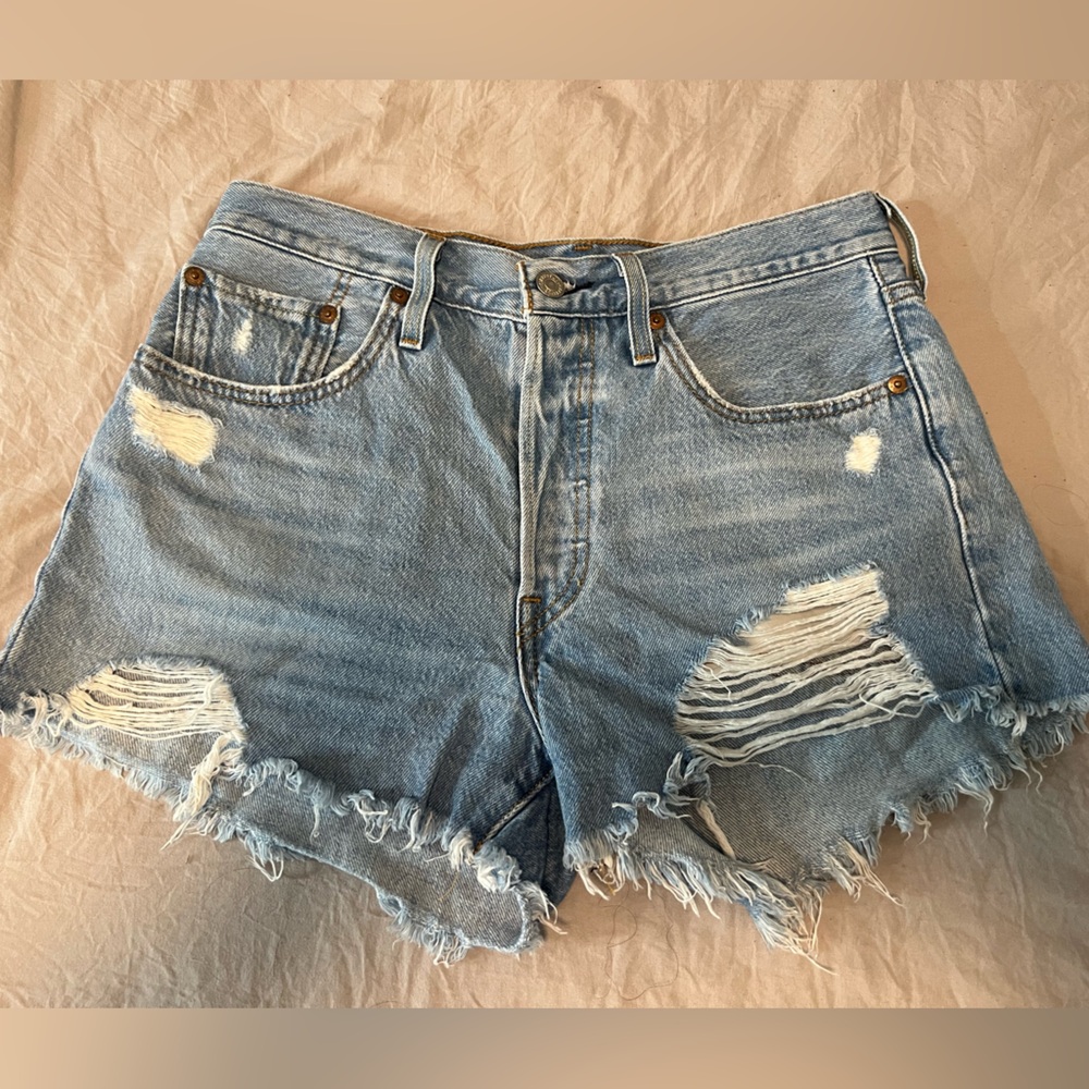 Levi’s 501 Denim Shorts (Size 27)
